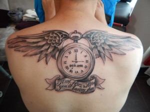 clock-angel-wings-tattoo
